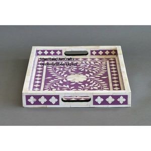 Plateau de service personnalisé de qualité supérieure fabriqué à la main en bois naturel avec incrustation d'os floral pour la maison, les restaurants et les hôtels de l'Inde - Product Image 2