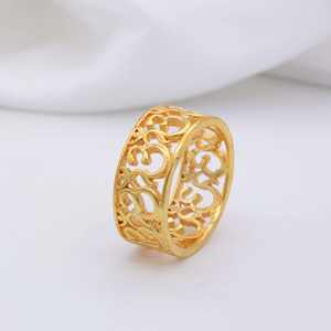 Moda 2024 gran oferta creativas alianzas de boda de latón chapado en oro anillos lisos para Mujeres Hombres joyería al por mayor - Product Image 6