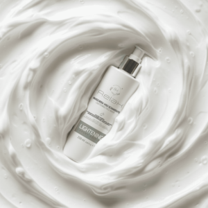 Mascarilla Facial de Lujo RELAXPERIENCE 100ml con Ácido Mandélico, Macadamia, Aguacate, Rosa Mosqueta y Manteca de Karité, Aclarante, para Todo Tipo de Piel, OEM ODM - Product Image 2