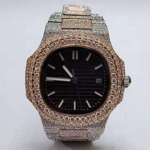 Montre analogique pour homme en acier inoxydable, style antique, à quartz, résistante à l'eau, sertie de diamants en moissanite VVS, noire, personnalisable - Product Image 1