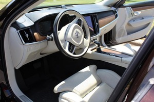 Volvo V90 T6 AWD Inscription 2018 Usado en Buen Estado - Product Image 3