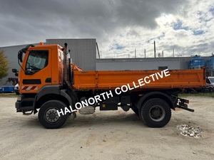Camión Volquete Renault Kerax 320.18 4x4 Usado del 2004 - Product Image 2