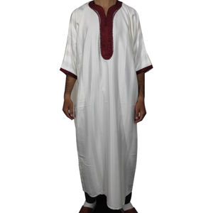 Thobe marocain, ces thobes arabes pour hommes sont des thobes islamiques à manches courtes et col rond, vente en gros. - Product Image 4