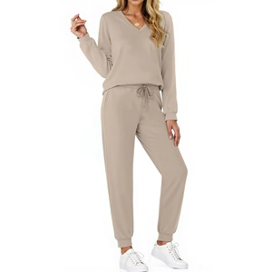 2025, conjunto de chándal de 2 piezas con logotipo personalizado para mujer, sudadera con cremallera y joggers de cintura alta, ropa de descanso informal para Fitness, ropa deportiva - Product Image 1