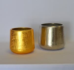 Vases à fleurs décoratifs modernes et élégants en aluminium plaqué or, finition brillante, vente chaude, pour la maison et les mariages - Product Image 3