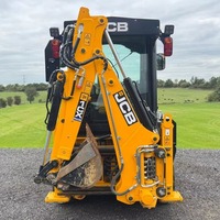 Chargeuse-pelleteuse compacte diesel JCB 1CX avec moteur Kohler, capacité de la benne de 200 L, pompe hydraulique haute performance, moteur, roulement