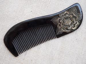 Buffalo Horn Comb Polished Durable Modern Salon Quality Customizable Size Design Best Quality Wholesaler - Product Image 4