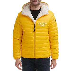 เสื้อแจ็คเก็ตผู้ชายแบบมีฮู้ดกันลม อุ่นสบาย น้ำหนักเบา บุด้วยโพลีเอสเตอร์ คุณภาพสูง ราคาส่ง รับผลิตตามสั่ง สไตล์ไฮสตรีท สำหรับฤดูหนาว - Product Image 5