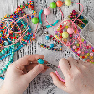 Alicates de joyería MOQ bajo para la venta Material de acero al carbono Último diseño Alicates de joyería personalizados hechos en Pakistán - Product Image 5