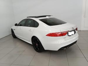 Offre promotionnelle : Jaguar XF 2.D HSE R-Dynamic D200 d'occasion 2022, faible kilométrage - Product Image 3