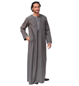 Thobe pour hommes musulmans, vente chaude, polyester décontracté, respirant, coupe ample, longueur au sol, manches longues, shalwar kameez d'été, col en V, plage - Product Image 4