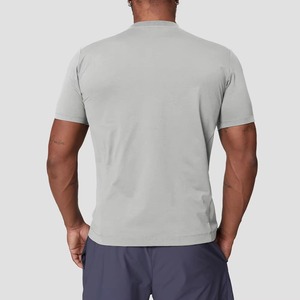 Camiseta Unisex con Logotipo Personalizado, Estampado Liso, Estilo Casual, Tela Suave de 220 Gramos, Ligera, para Verano - Product Image 4