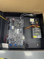 Fabricante libre SDK API Panel de control de acceso de 2 puertas Sistema de control de acceso Lector de tarjetas RFID Protocolo TCP/IP Wiegand34 RS485