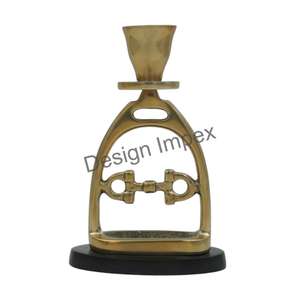 Soporte de vela de metal para manualidades, accesorios de decoración del hogar más vendidos, soporte de candelabro estilo estribo y broca de caballo dorado artesanal - Product Image 5