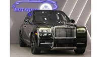 Nouvelles caractéristiques uniques et améliorations - Rolls Royce Cullinan d'occasion, modèle 2021, essence, couleur noire, voitures prêtes à rouler