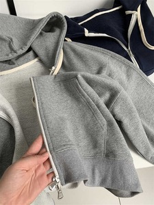 Sudadera con capucha corta con cremallera y cuello alto de invierno a la moda del fabricante, sudadera de alta calidad para mujeres y niñas - Product Image 6