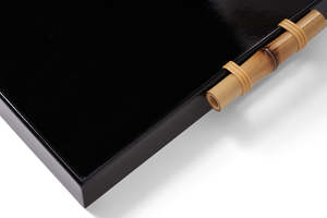 Bandeja de laca roja brillante con asas inspiradas en bambú Bandeja de servicio decorativa rectangular para mesa de centro de comedor o uso de regalo - Product Image 6