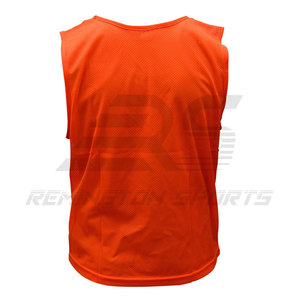 Best Selling Soccer Sport Vest Mesh <b>Training</b> Soccer <b>Bibs</b> for Sports / Cheap Price Reversible Sports <b>Training</b> <b>Bibs</b> Soccer Vest - Product Image 5