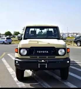 Recién Usado para Toyota Land Cruiser 79 LC 4 5 D4D LX V8 Cabina Sencilla 4x4 Camioneta Cuero Volante a la Izquierda Marca Alfa Romeo - Product Image 4