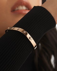 Brazalete de Diamantes Bunchberry Asequible, 0.36 Ct, Diamante Natural, Color G-H, Claridad VS-SI, Oro Sólido de 14K, Lujoso para Mujer - Product Image 1