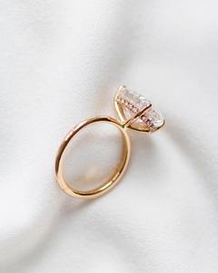 Bague de fiançailles Solitaire Moissanite taille ovale 11x7mm | Bague de mariage ovale classique en or ou en argent | OEM de bijoux de mariée fins - Product Image 3