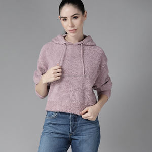 เสื้อครอปแขนยาวผ้าฝ้ายสำหรับออกกำลังกาย ยี่ห้อ Fit2Fight ขายส่ง เสื้อครอปท็อป เสื้อสเวตเชิ้ต รับสกรีนโลโก้ เสื้อฮู้ดครอป - Product Image 1