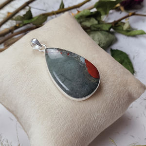 Colgante en forma de pera con bisel de plata de piedra de sangre africana Precio a granel - Product Image 5