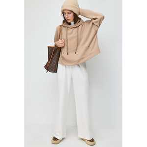 Sudadera con Capucha de Tela Suave al Tacto - Product Image 4