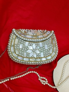 Bolso de mano de lujo con cuentas de perlas hecho a mano con mosaico de nácar y piedras decorativas, monedero de boda para fiesta de noche para mujer - Product Image 6