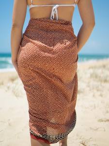 Sarong en coton imprimé à la main, jupe de plage, pareo, châle, écharpe, voile de coton floral, vêtement d'été - Product Image 2