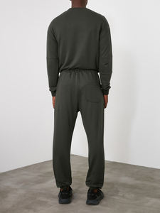 Fabricant Vente de gros Survêtement ajusté 2 pièces personnalisé Sport Jogging Costumes Vêtements de sport unis pour hommes Survêtement unisexe avec logo personnalisé - Product Image 2