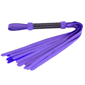 Flogger Clásico con Colas de Cuero Morado y Mango Trenzado Negro, Látigo de Cuero Hecho a Mano de Primera Calidad con Sensación de Impacto - Product Image 5