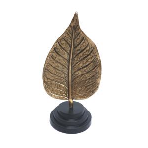 Sculpture en forme de feuille ronde sur mesure avec finition antique en laiton et Sculptures décoratives de table à base noire - Product Image 1