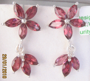 Pendientes de gota de granate natural Shah Gems para mujer, plata de ley 925, forma de flor, corte marquesa, perla de agua dulce, para fiestas y regalos - Product Image 1