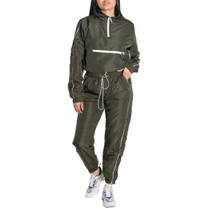 Conjunto de chándal cortavientos de dos piezas para mujer con chaqueta con cremallera y conjunto de Jogger traje cortavientos personalizado para mujer - Product Image 1