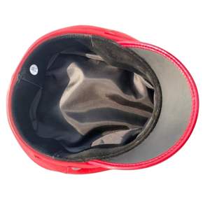 Gorra de motociclista de cuero auténtico rojo, estilo arm, muir, gay, con visera negra brillante y detalles de cinturón - Product Image 4