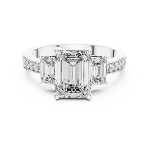 Anillo de Diamante Cultivado en Laboratorio de Corte Esmeralda de 2.50CT E VS1 de Plata de Ley 925 de Harmonic Jewels, Joyería Fina de Lujo Personalizada para Mujer - Product Image 1
