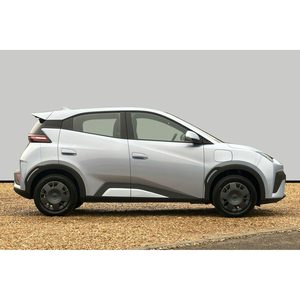 BYD Dolphin Surf 65kW 30kWh Auto Active - Vehículo Eléctrico Inteligente de Nueva Energía, Alta Velocidad y Gran Autonomía - Product Image 3