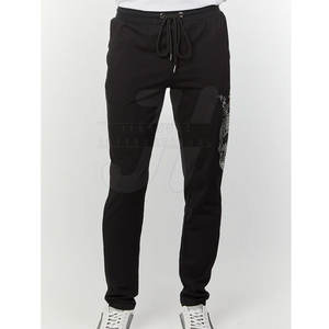 Pantalon décontracté léger et tendance pour homme avec strass, coupe droite élégante et embellissements personnalisés - Product Image 1