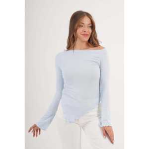 Blouse basique en tricot bleu ciel à coupe asymétrique en gros - Product Image 4