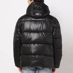 Chaqueta acolchada de espesor estándar de calidad superior con cuello levantado en la parte delantera para clima frío a prueba de viento impermeable acolchado ropa de invierno - Product Image 6