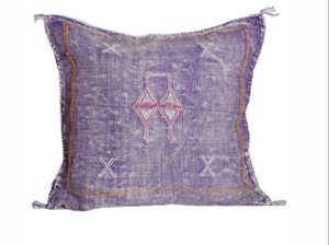 Housse de coussin carrée personnalisable faite à la main pour motif géométrique bohème brodé, 100% soie, fermeture enveloppe, décoration intérieure - Product Image 4