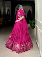 Lehenga uni en Chanderi pur pour femme, longueur cheville, avec bordure Zari et dupatta orné de sequins, idéal pour les occasions festives