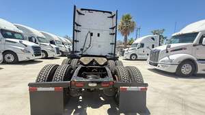 รถบรรทุกเฟรทไลเนอร์ แคสคาเดีย 126 สลีปเปอร์ ปี 2023 มือสอง - Product Image 3