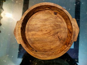 Plateau rectangulaire en bois d'acacia personnalisable avec poignée finition naturelle pour la maison, l'hôtel et le restaurant. - Product Image 4