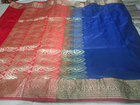 Sari de Seda Satinada Banarasi Brillante Tejido a Mano, Diseño de Borde en Contraste de Dos Tonos, Tejido Tradicional de Lujo de Secado Rápido