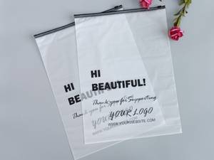 Bolsa de embalaje de ropa personalizada con ziplock, bolsas de embalaje de plástico negro, bolsa de ropa esmerilada, bolsas de compras con logotipos - Product Image 4
