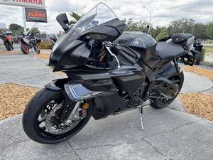 Oferta Anual 2025: Motocicletas Nuevas Yamaha YZF-R1M Supersport - Product Image 5