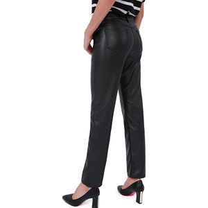 Nouveauté Prix de gros Pantalon en cuir pour femmes Coupe régulière Jambes droites Casual Vêtements de plein air Pantalon en cuir pour femmes - Product Image 2