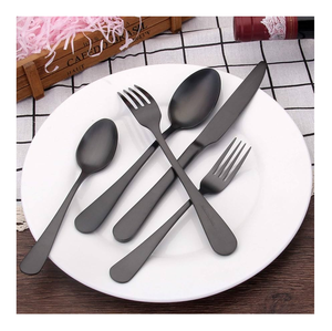 ชุดเครื่องใช้บนโต๊ะอาหารสำหรับร้านอาหารช้อนสีดำด้านทำจากเหล็กกระจก - Product Image 1